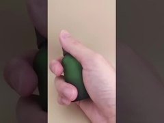 Delicate Design Clear Dark Green Glass Bottle for Essence