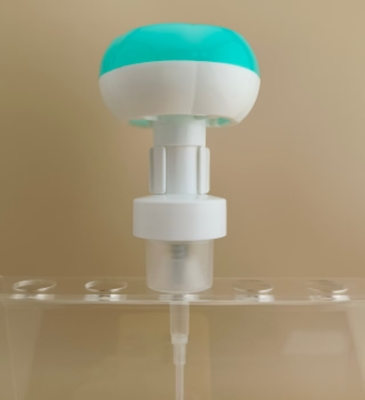 Nice Design Cyan Plastic Flower Shape Foam Pump for Children's Hand Sanitizer Bottles