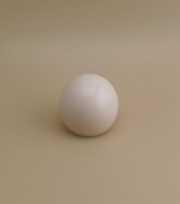 Ricewhite Plastic Smooth Spherical Lid for Cosmetic Bottles
