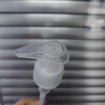 Cosmetic Pump Lid 24/410 28/410 Plastic Lotion Pump Dispenser