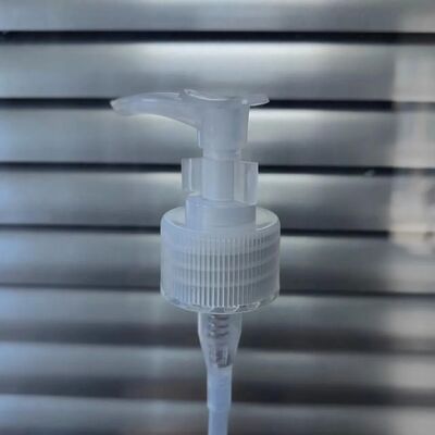 24 28/400 410 415 Black Color Smooth Left Right Screw Lock Lotion Dispenser Pump with Clip