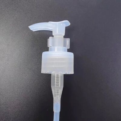 24 28/400 410 415 Black Color Smooth Left Right Screw Lock Lotion Dispenser Pump with Clip